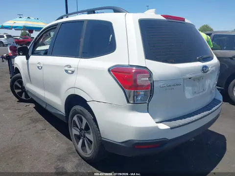 2018 Subaru Forester 2.5i VIN JF2SJABC9JH414241 фото 3