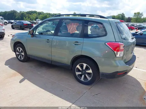 2018 Subaru Forester 2.5i VIN JF2SJABCXJH529477 фото 3