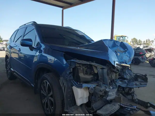 JF2SKASCXKH514394 — 2019 Subaru Forester Limited, Передняя часть (Front End), фото до ремонта