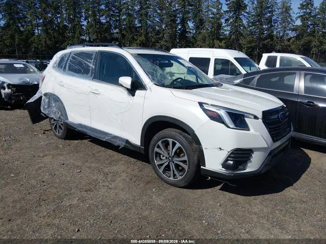 JF2SKAKC9RH471242 — 2024 Subaru Forester Limited, Задняя часть (Rear), фото до ремонта