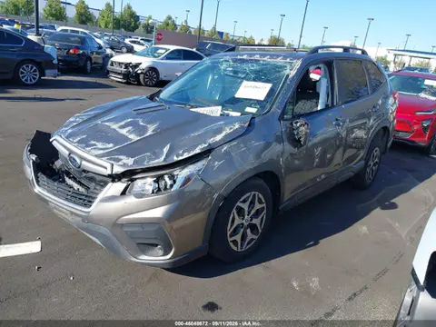 2020 Subaru Forester Premium VIN JF2SKAJC1LH437496 фото 2