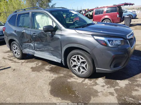 JF2SKAJC3LH449780 — 2020 Subaru Forester Premium, Правый бок (Right Side), фото до ремонта
