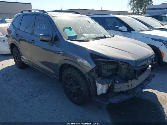 2020 Subaru Forester Premium VIN JF2SKAJCXLH492416 фото 1