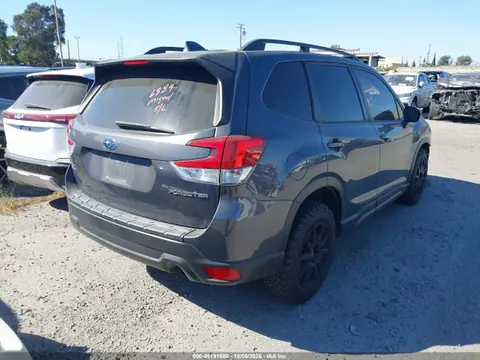 2020 Subaru Forester Premium VIN JF2SKAJCXLH492416 фото 4