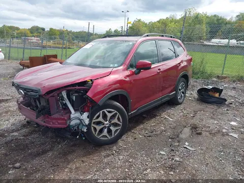 2024 Subaru Forester Premium VIN JF2SKADCXRH428526 фото 2