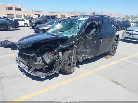 2019 Subaru Forester Sport VIN JF2SKAPC4KH554768 фото 2