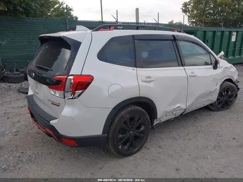 2019 Subaru Forester Sport VIN JF2SKAKC8KH401902 фото 4