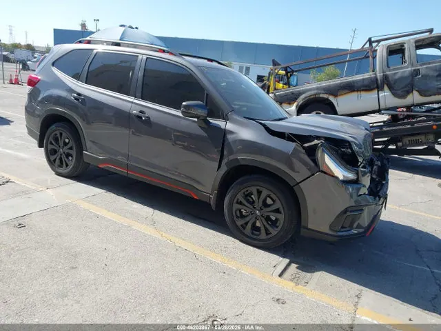 2023 Subaru Forester Sport VIN JF2SKAGC2PH472450 фото 1
