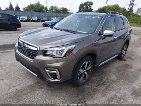 2019 Subaru Forester Touring VIN JF2SKAWC3KH420867 фото 2
