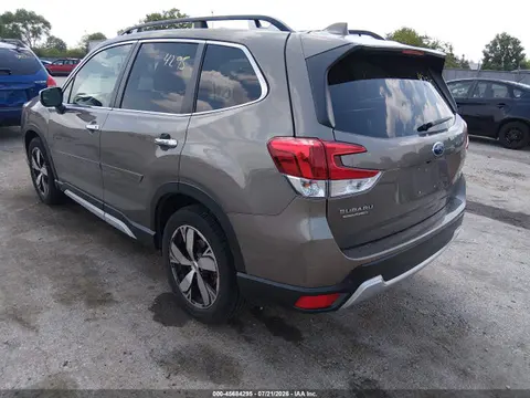 2019 Subaru Forester Touring VIN JF2SKAWC3KH420867 фото 3