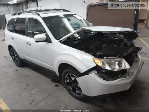 JF2SH64699H732386 — 2009 Subaru Forester, Передняя часть, фото до ремонта
