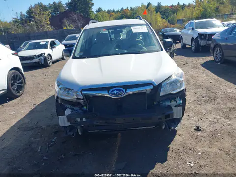 JF2SJABC6GH461641 — 2016 Subaru Forester, Передняя часть, фото до ремонта