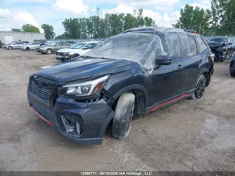 2019 Subaru Forester VIN JF2SKEKC6KH588645 фото 2