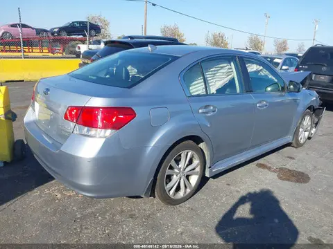 2014 Subaru Legacy 2.5i Limited VIN 4S3BMBL60E3033160 фото 4