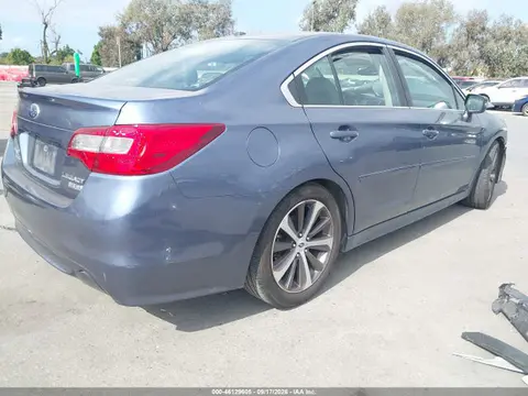 2015 Subaru Legacy 2.5i Limited VIN 4S3BNAN68F3039553 фото 4