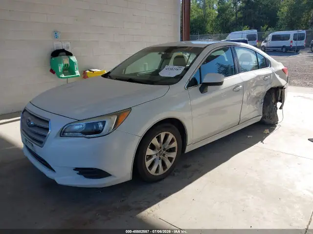 4S3BNAC69F3049561 — 2015 Subaru Legacy 2.5I Premium, фото 2 с аукциона IAAI 30.09.2026, Левый бок