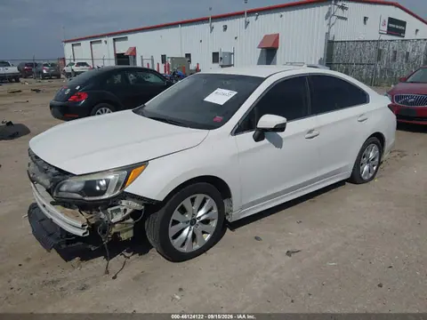 2017 Subaru Legacy 2.5i Premium VIN 4S3BNAF66H3021926 фото 2