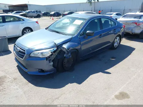 2015 Subaru Legacy 2.5i VIN 4S3BNAA64F3044268 фото 2