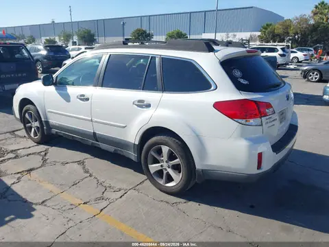 2014 Subaru Outback 2.5i Limited VIN 4S4BRBPC6E3256252 фото 3