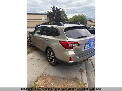 2015 Subaru Outback 2.5i Limited VIN 4S4BSCNC4F3355201 фото 3