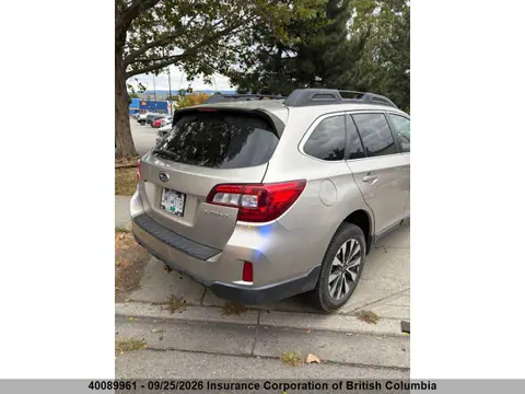 2015 Subaru Outback 2.5i Limited VIN 4S4BSCNC4F3355201 фото 4
