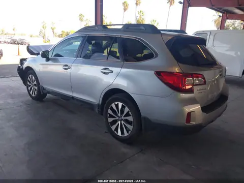 2015 Subaru Outback 2.5i Limited VIN 4S4BSBLC3F3343859 фото 3
