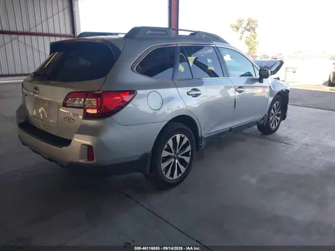 2015 Subaru Outback 2.5i Limited VIN 4S4BSBLC3F3343859 фото 4