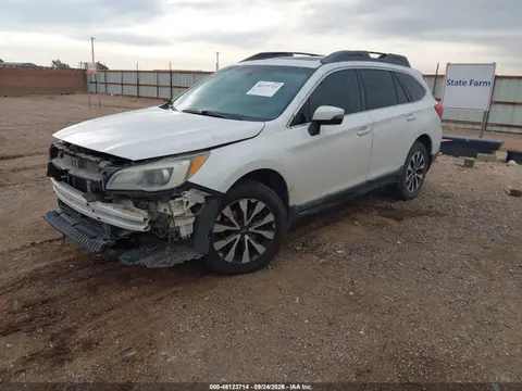 2016 Subaru Outback 2.5i Limited VIN 4S4BSBLC4G3253850 фото 2