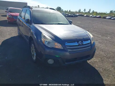 4S4BRGDC0E1245390 — 2014 Subaru Outback 2.5I Premium, Задняя часть (Rear), фото до ремонта