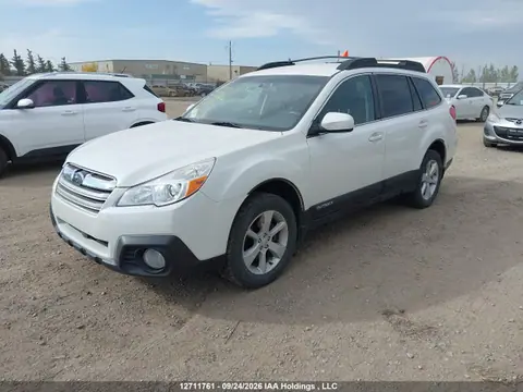 2014 Subaru Outback 2.5i Premium VIN 4S4BRGBC8E3286180 фото 2