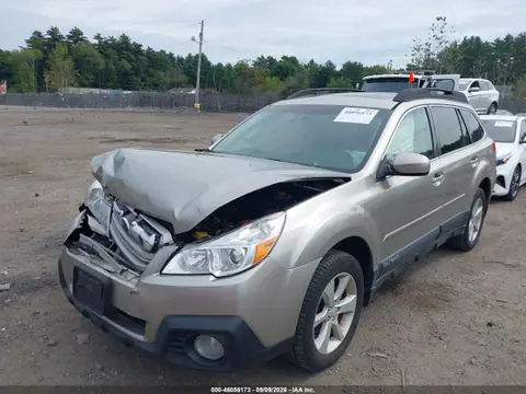 2014 Subaru Outback 2.5i Premium VIN 4S4BRBDC0E3316157 фото 2