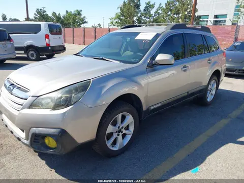 2014 Subaru Outback 2.5i Premium VIN 4S4BRCDC5E3253482 фото 2