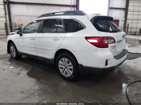 2015 Subaru Outback 2.5i Premium VIN 4S4BSACC9F3206936 фото 3