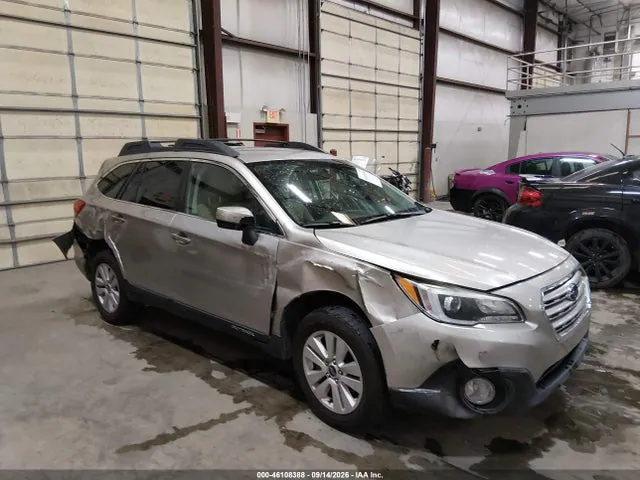 2016 Subaru Outback 2.5i Premium VIN 4S4BSACC2G3353374 фото 1