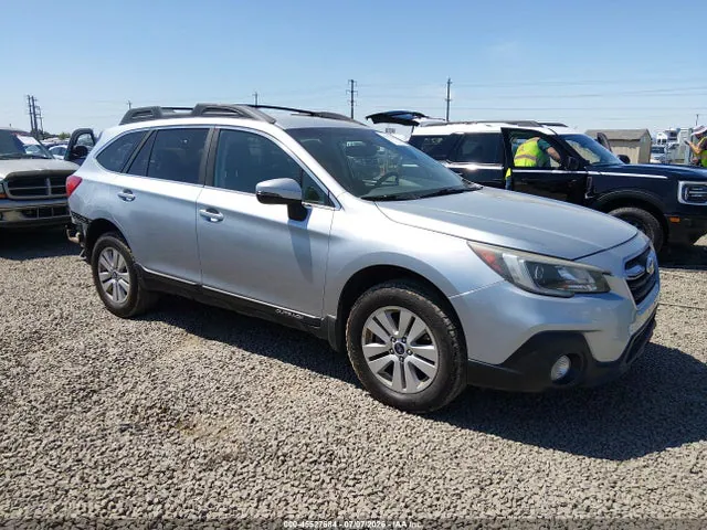 2019 Subaru Outback 2.5i Premium VIN 4S4BSAFC6K3345329 фото 1