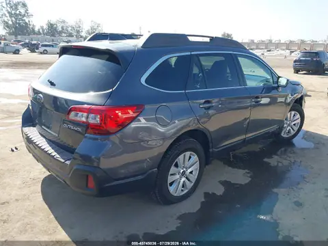 2019 Subaru Outback 2.5i Premium VIN 4S4BSAFC4K3389832 фото 4