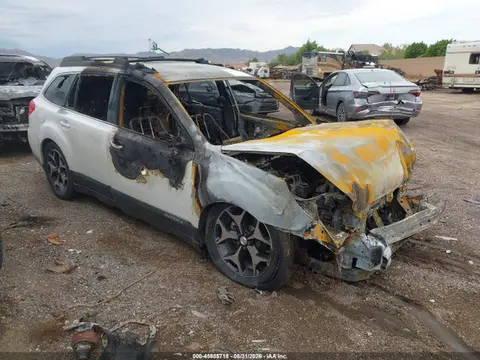 4S4BRBAC0E1222988 — 2014 Subaru Outback 2.5I, Передняя часть (Front End), фото до ремонта