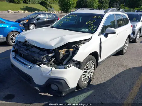 2018 Subaru Outback 2.5i VIN 4S4BSDAC6J3317733 фото 2