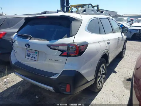 2021 Subaru Outback Premium VIN 4S4BTAFC1M3155700 фото 4