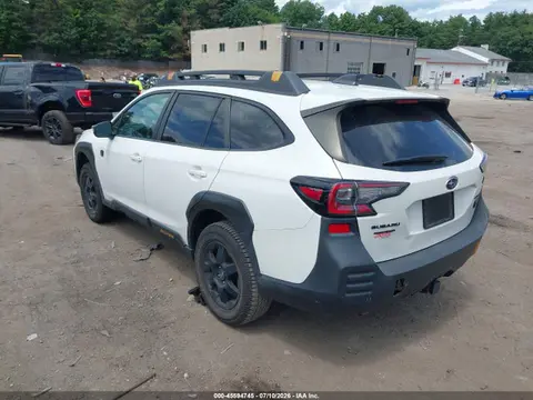 2022 Subaru Outback Wilderness VIN 4S4BTGUD1N3212784 фото 3