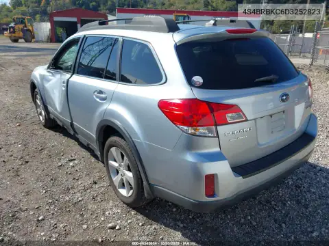 4S4BRBKC6D3252823 — 2013 Subaru Outback, фото 4 с аукциона IAAI, Боковая часть