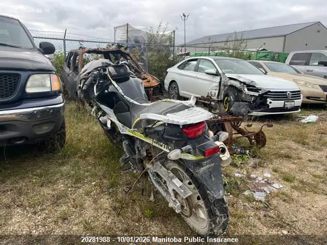 JS1C733B1H2100531 — 2017 Suzuki DL650ASE V-Strom SE Abs, фото 3 с аукциона IAAI 14.10.2026, Передняя часть