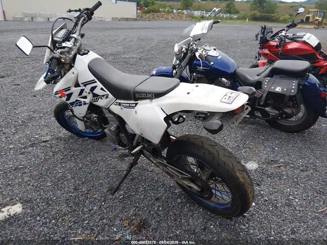 JS1SK44A6H2101230 — 2017 Suzuki DR-Z400 Sm, фото 3 с аукциона IAAI 29.09.2026, Правый бок