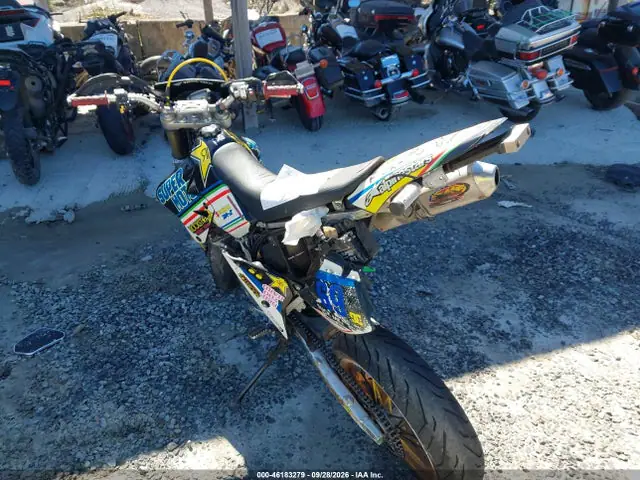 JS1SK44A2J2100081 — 2018 Suzuki DR-Z400 Sm, фото 3 с аукциона IAAI 13.10.2026, Левый бок