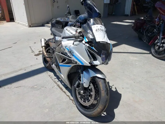 2025 Suzuki GSX-R1000 VIN JS1DM11F1S7100143 фото 1