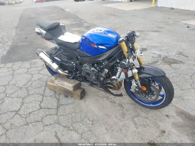 JS1GR7MA3T7101412 — 2026 Suzuki GSX-R750, Передняя часть (Front End), фото до ремонта