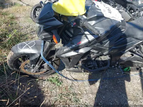 2022 Suzuki Gsx-s750 M/z VIN JS1C533D8N7100046 фото 2