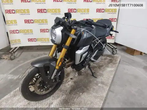 2026 Suzuki Gsx800 Tr VIN JS1EM15B1T7100608 фото 3