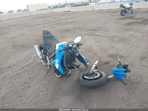 JS1EM11BXS7100305 — 2025 Suzuki GSX800 R, Повреждения со всех сторон (All Over), фото до ремонта