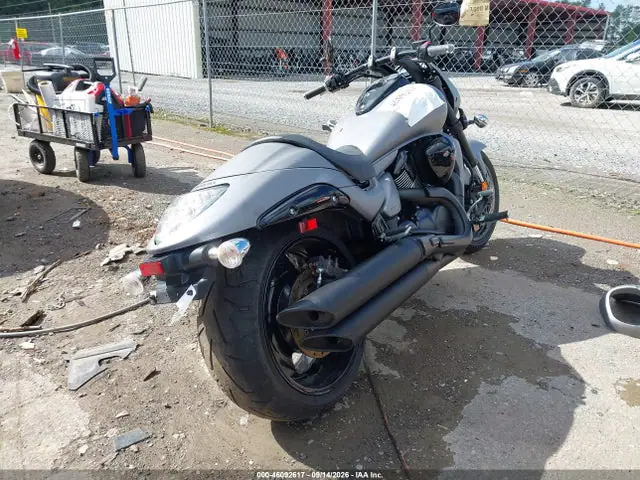 JS1VY53A5G2100149 — 2016 Suzuki VZR1800, фото 4 с аукциона IAAI 30.09.2026, Левый бок
